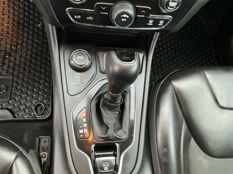 2019 Jeep Cherokee Altitude