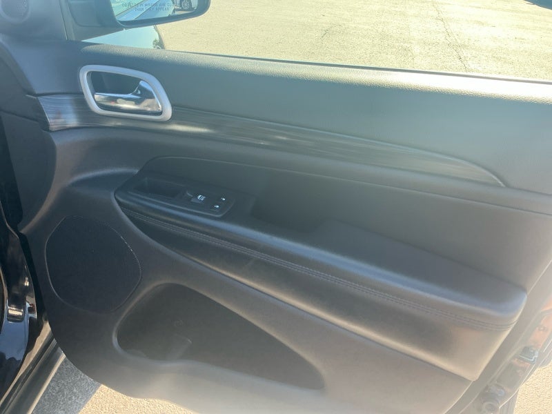 2019 Jeep Grand Cherokee Laredo E