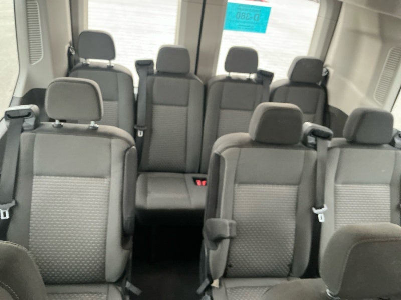2024 Ford Transit Passenger Wagon XLT