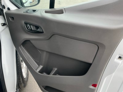 2024 Ford Transit Passenger Wagon XLT