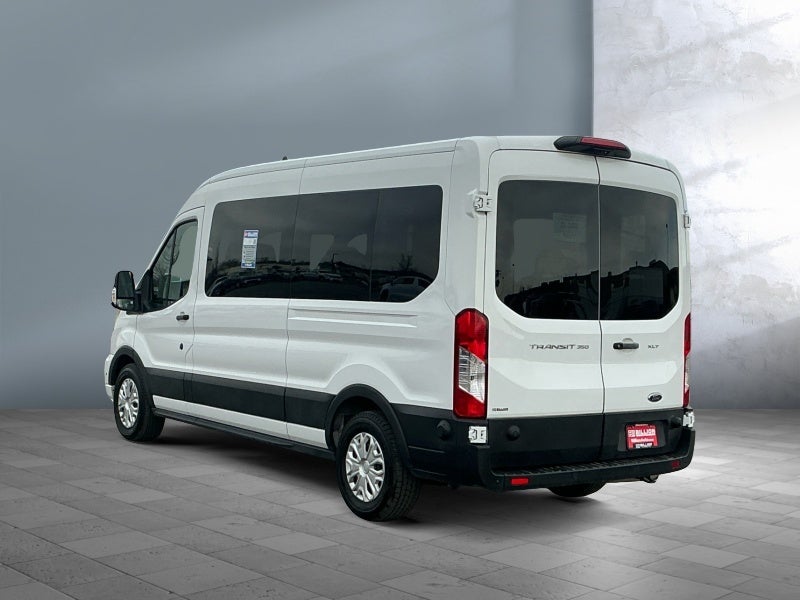 2024 Ford Transit Passenger Wagon XLT