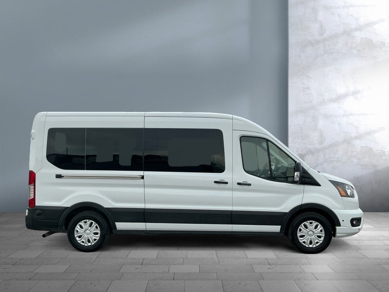 2024 Ford Transit Passenger Wagon XLT