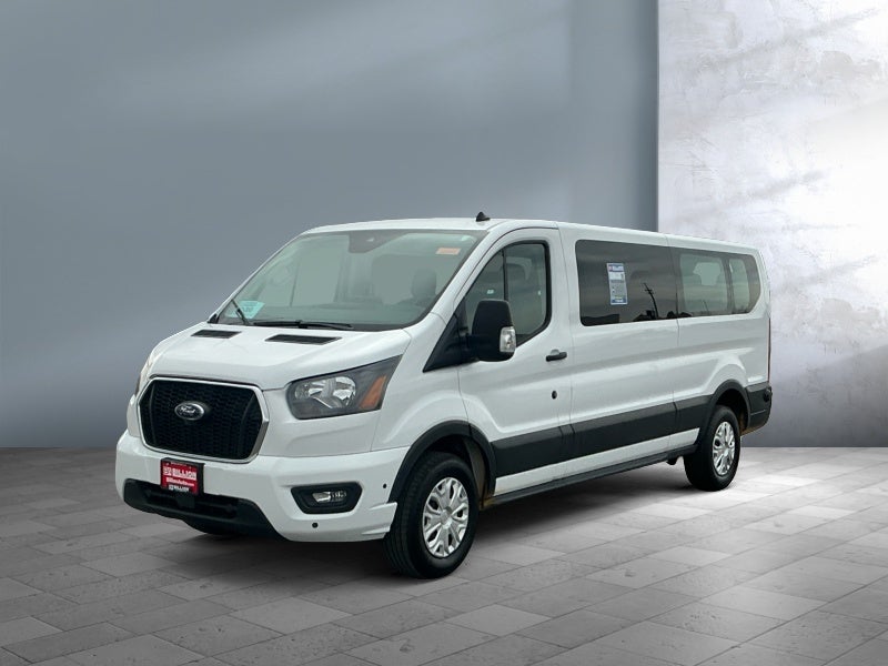 2024 Ford Transit Passenger Wagon XLT