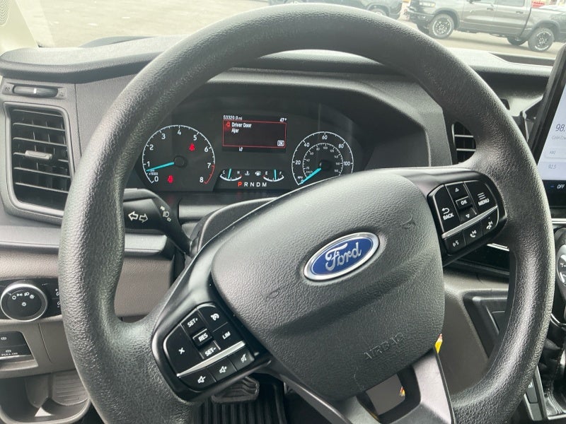 2024 Ford Transit Passenger Wagon XLT