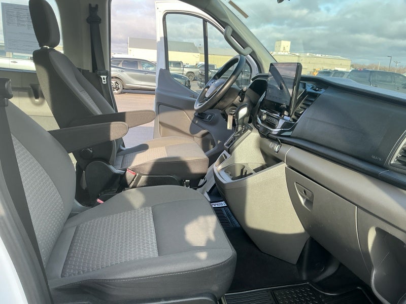 2024 Ford Transit Passenger Wagon XLT