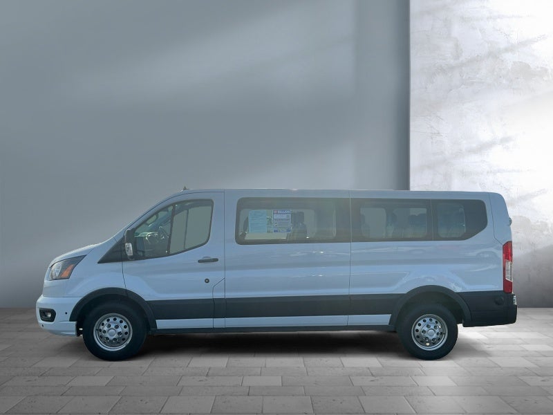 2024 Ford Transit Passenger Wagon XLT
