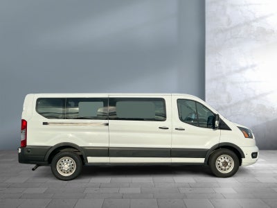 2024 Ford Transit Passenger Wagon XLT