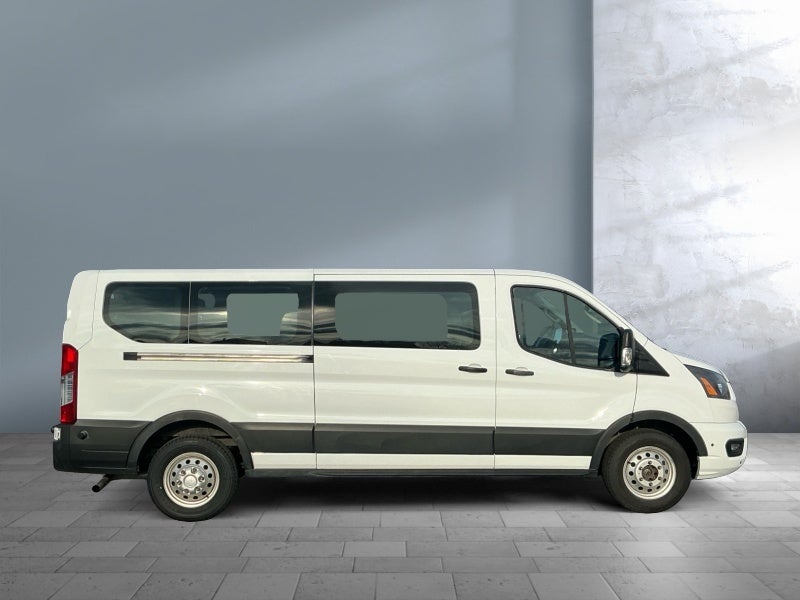 2024 Ford Transit Passenger Wagon XLT