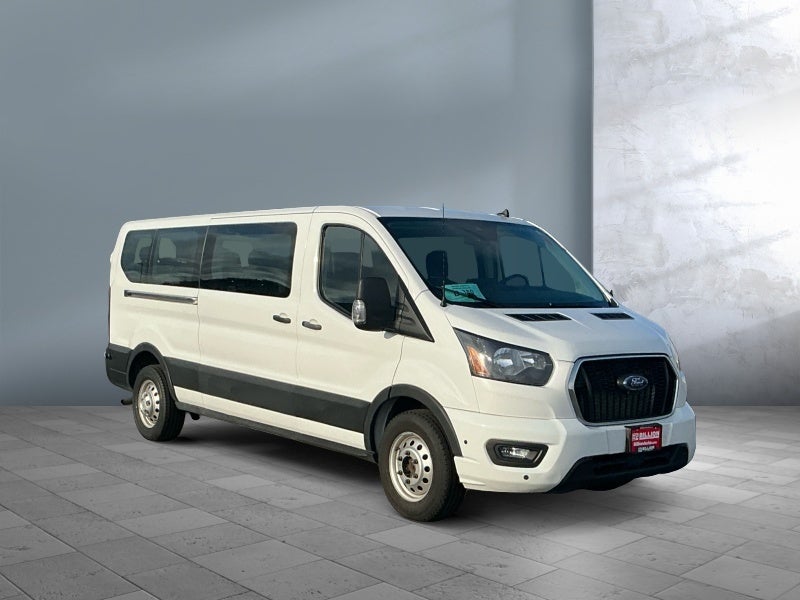 2024 Ford Transit Passenger Wagon XLT
