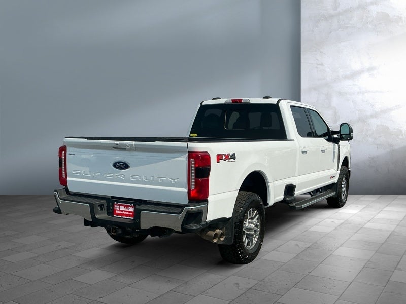 2024 Ford Super Duty F-350 SRW LARIAT