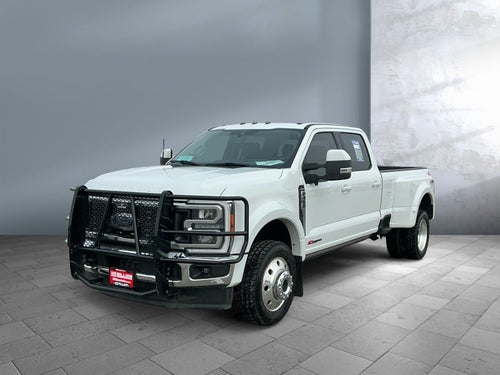 2023 Ford Super Duty F-450 DRW LARIAT
