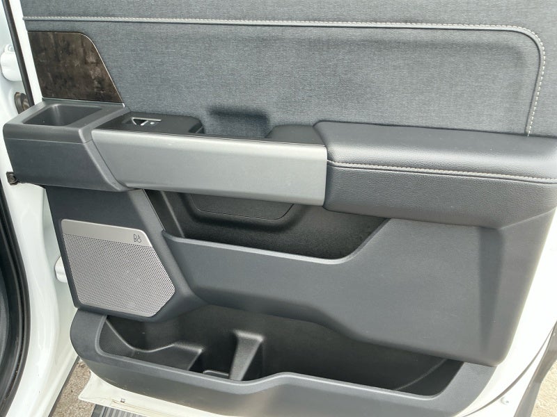 2023 Ford Super Duty F-450 DRW LARIAT