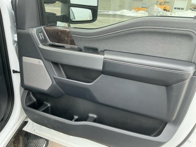 2023 Ford Super Duty F-450 DRW LARIAT