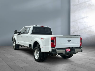 2023 Ford Super Duty F-450 DRW LARIAT