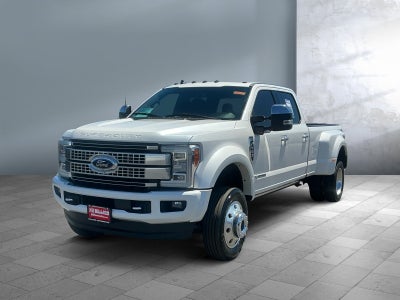2019 Ford Super Duty F-450 DRW Platinum