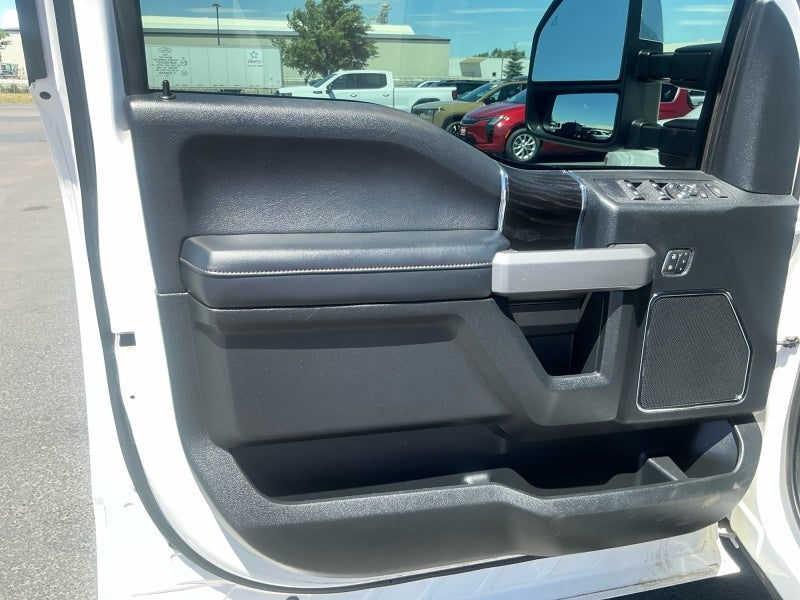 2019 Ford Super Duty F-450 DRW Platinum