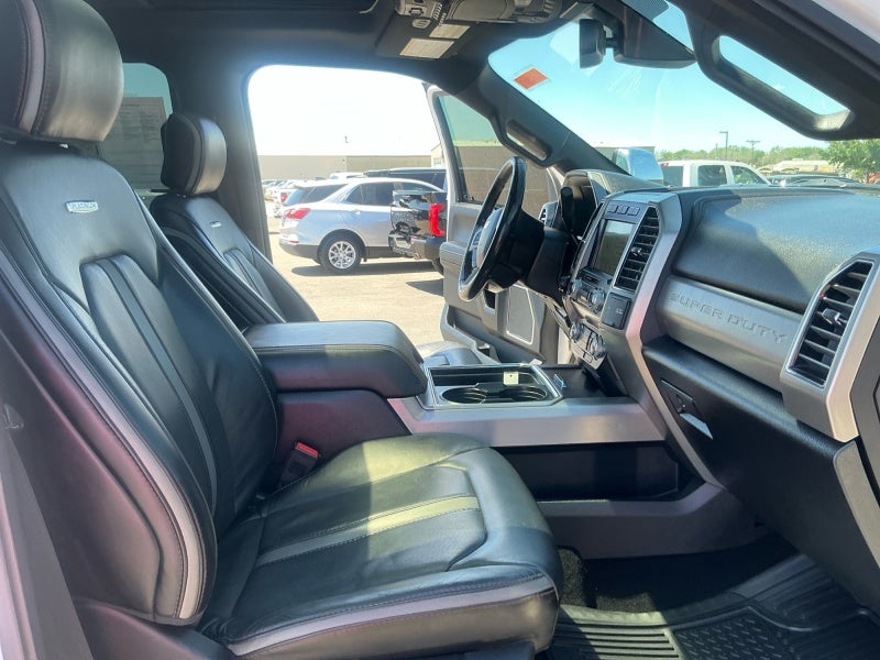 2019 Ford Super Duty F-450 DRW Platinum