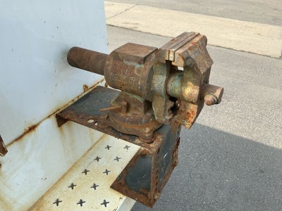 2012 Chevrolet Silverado 3500HD WT