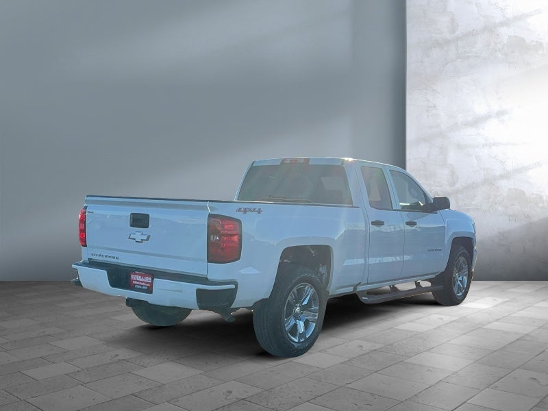 2017 Chevrolet Silverado 1500 Custom