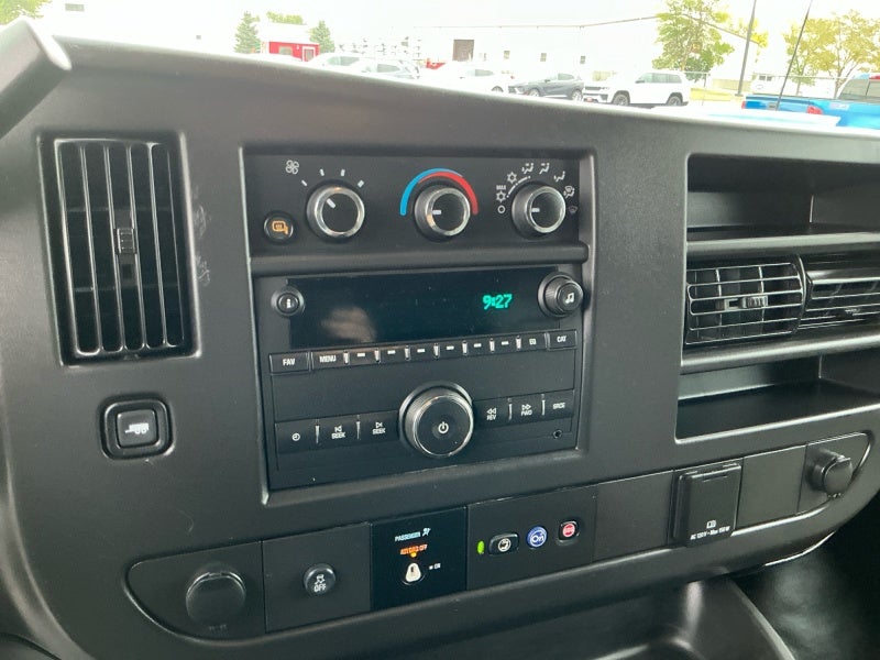 2025 Chevrolet Express Cargo Van RWD 2500 135"