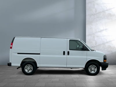 2025 Chevrolet Express Cargo Van RWD 2500 135"
