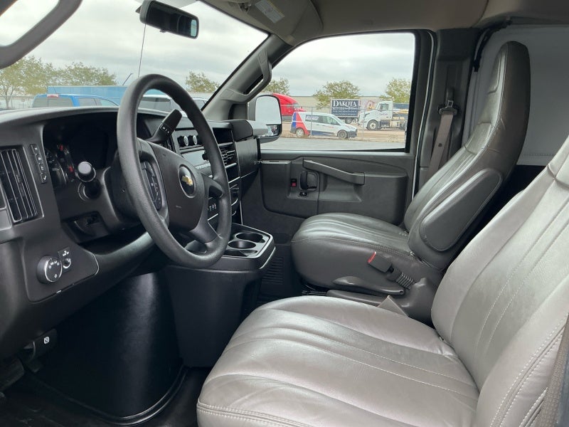 2025 Chevrolet Express Cargo Van RWD 2500 135"