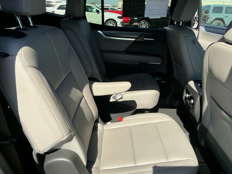 2026 GMC Acadia AWD Elevation