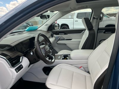 2025 GMC Acadia AWD Denali