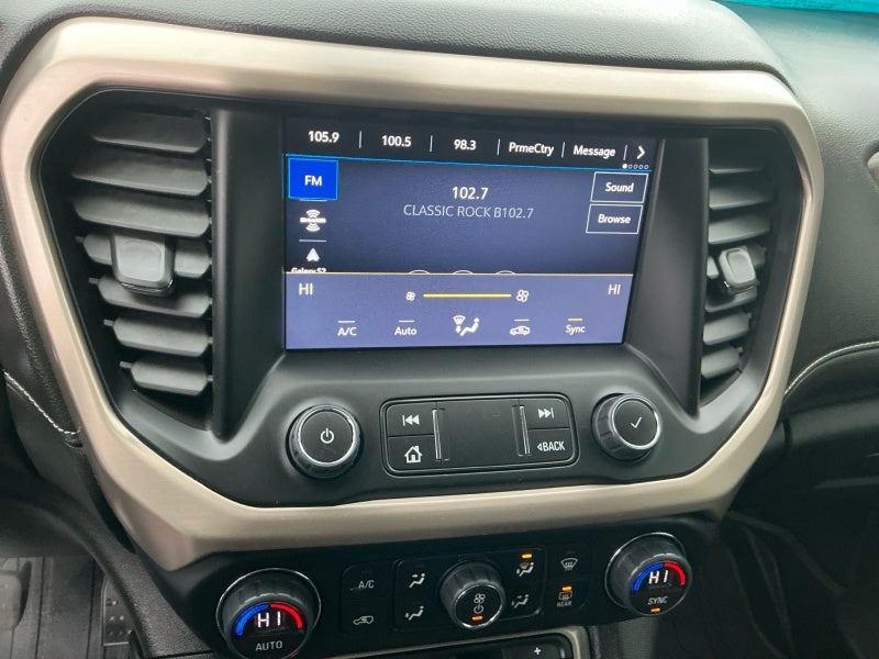 2023 GMC Acadia Denali