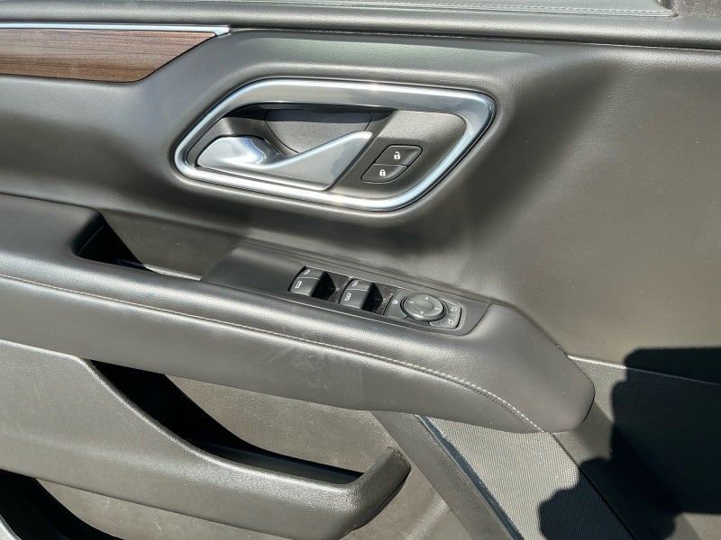 2024 GMC Yukon XL SLE