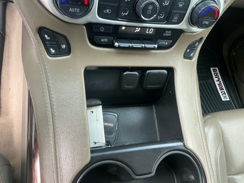 2020 GMC Yukon XL SLT