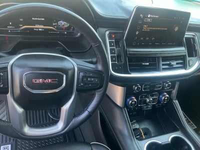 2022 GMC Yukon XL SLT