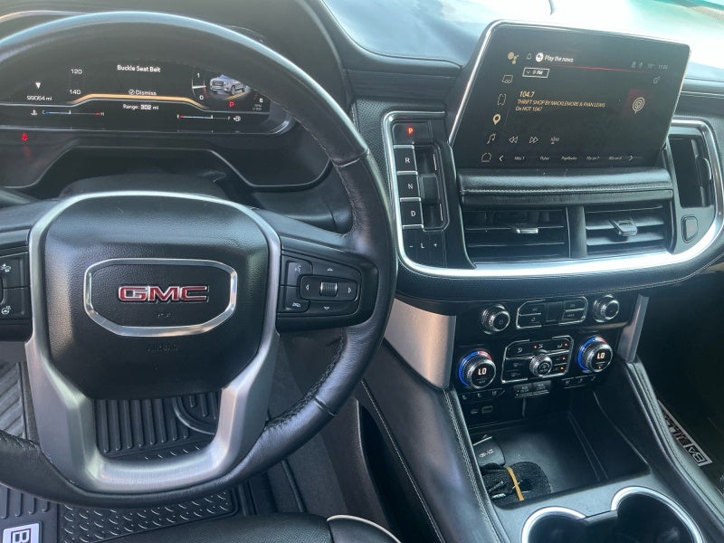 2022 GMC Yukon XL SLT