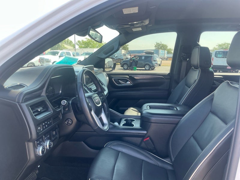 2022 GMC Yukon XL SLT