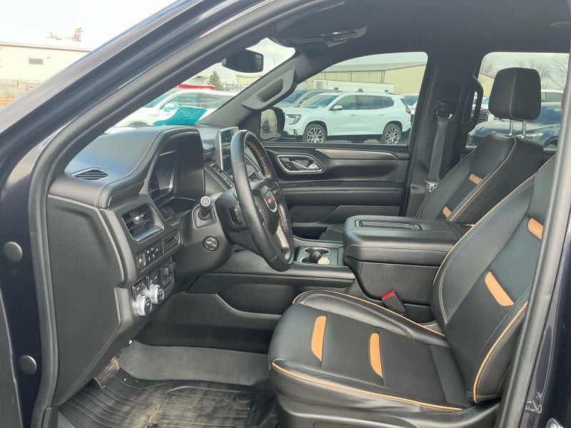 2023 GMC Yukon XL AT4