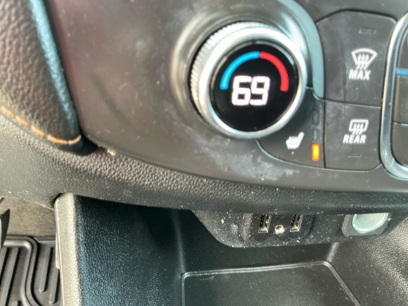 2019 Chevrolet Traverse LT Cloth