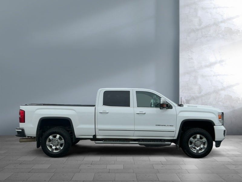 2019 GMC Sierra 3500HD Denali