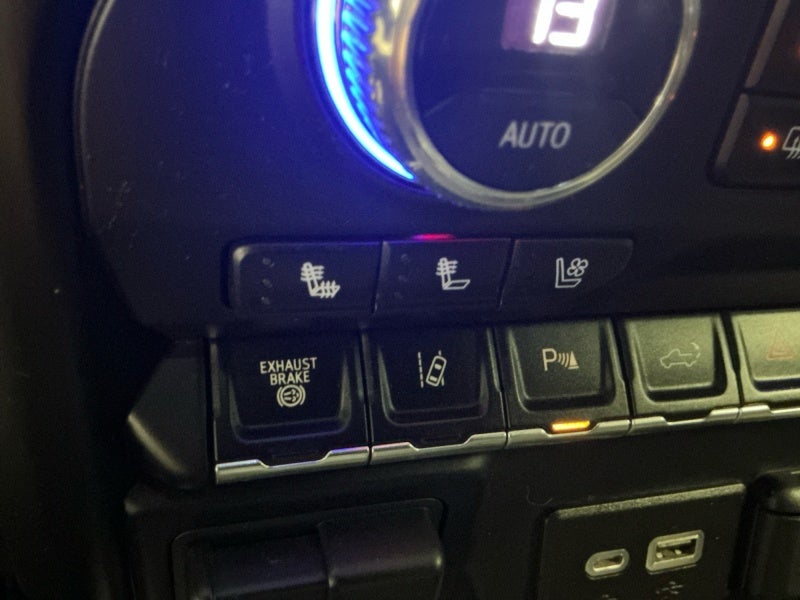 2022 GMC Sierra 2500HD AT4