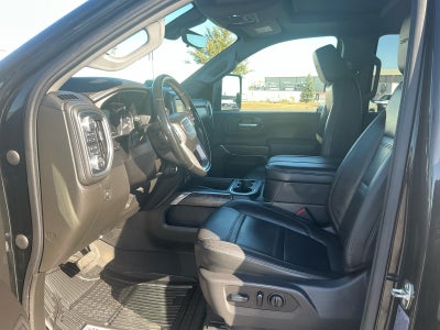 2023 GMC Sierra 2500HD Denali