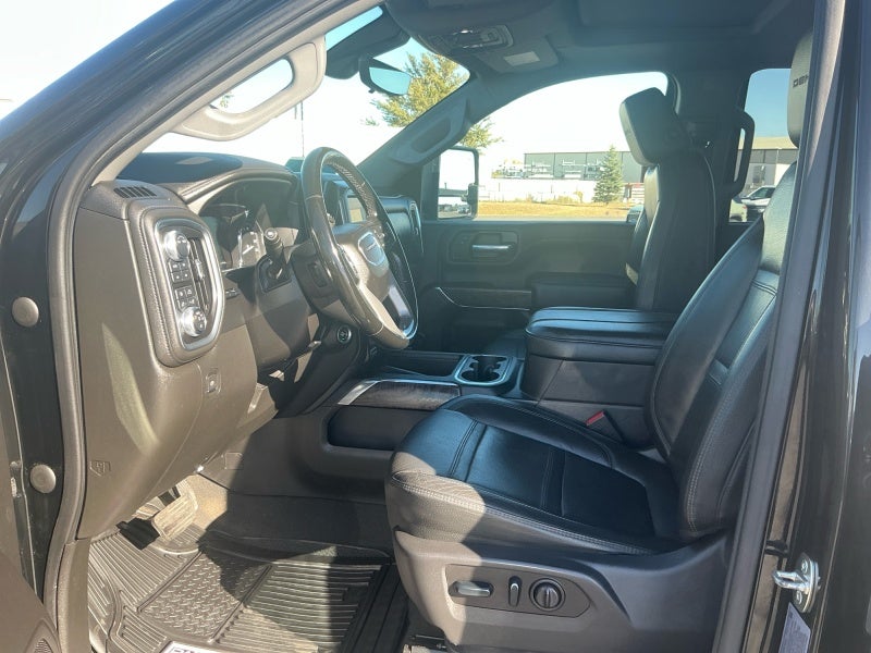 2023 GMC Sierra 2500HD Denali