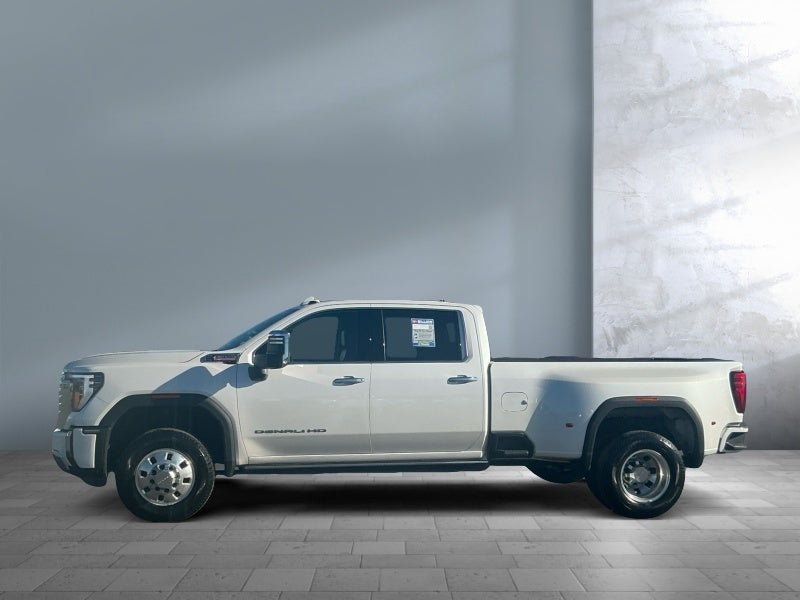 2024 GMC Sierra 3500HD Denali