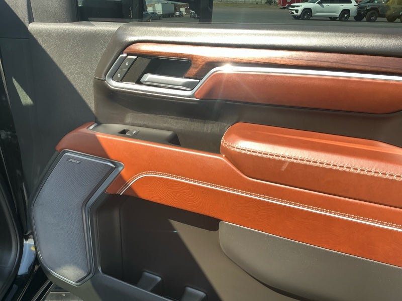 2024 GMC Sierra 3500HD Denali Ultimate