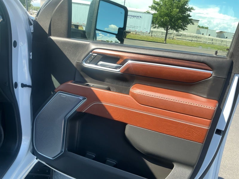 2024 GMC Sierra 3500HD Denali Ultimate
