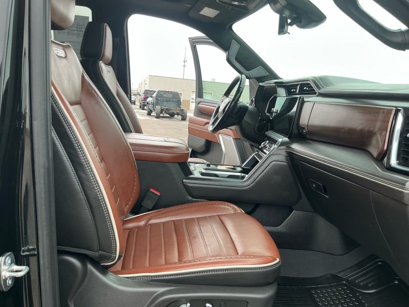 2024 GMC Sierra 3500HD Denali Ultimate