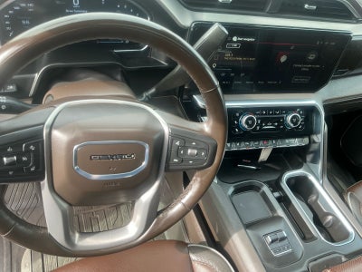 2025 GMC Sierra 3500HD Denali