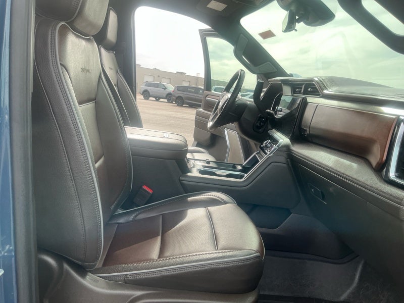 2025 GMC Sierra 3500HD Denali