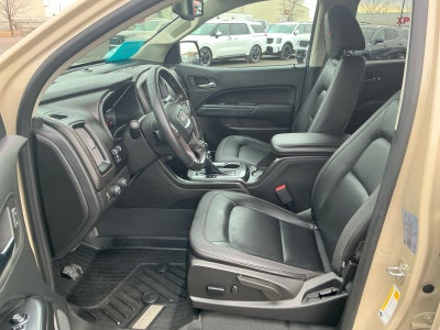 2022 GMC Canyon 4WD AT4 w/Leather