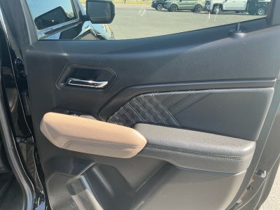 2025 GMC Canyon 4WD Denali