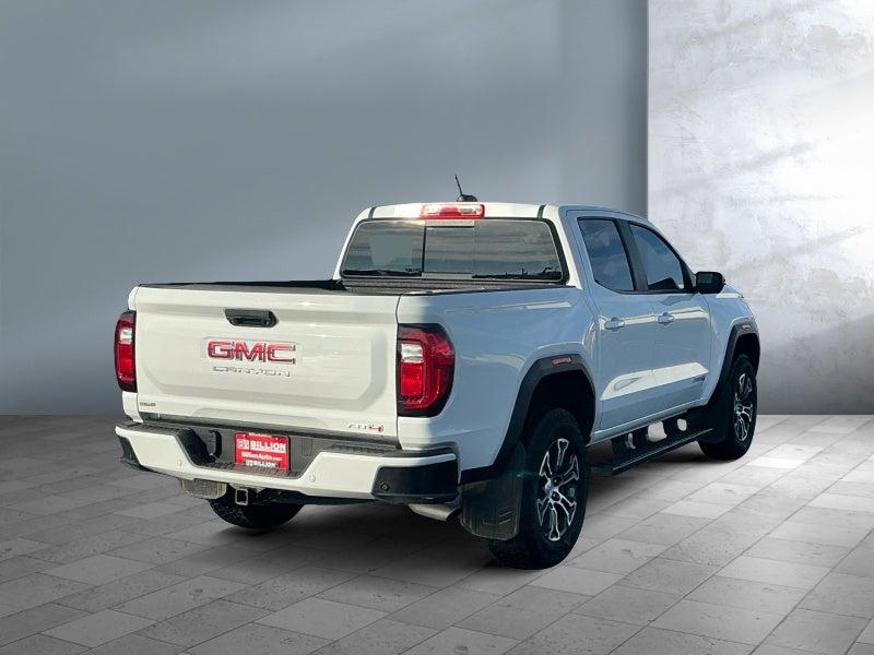 2024 GMC Canyon 4WD AT4