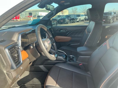 2024 GMC Canyon 4WD AT4